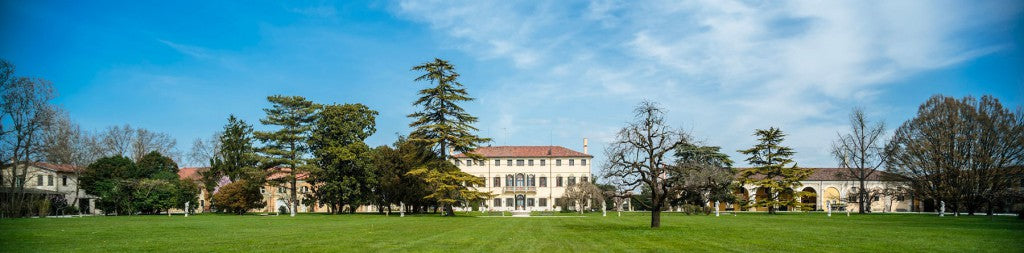 特桑奧酒莊, Vigna Traverso, 買紅酒, Red Wine, 紅酒推薦, Fine Wine Asia, 意大利得獎酒, 意大利頂級酒莊, 紅酒推介, 頂級紅酒,italian red wine, Wine Searcher, 買酒, 上網買酒, 酒鋪, 紅酒價格, 紅酒推介, 紅酒訂購, 紅酒送貨, 免費送貨