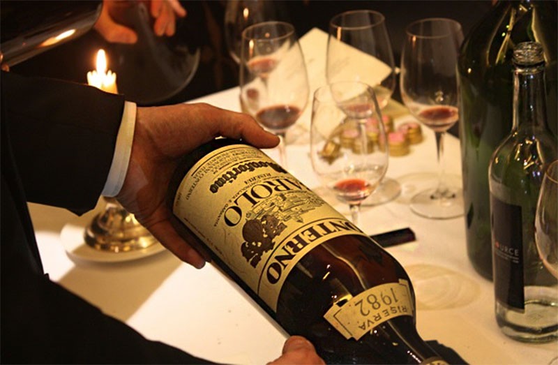  Giacomo Conterno, Barolo Riserva, Monfortino夢馥迪諾珍藏, 買紅酒, Red Wine, Fine Wine Asia, 意大利得獎酒, italian red wine, Wine Searcher, 紅酒推介, 頂級紅酒, 紅酒送貨